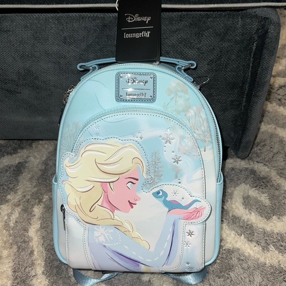 NWT! Disney Loungefly Backpack - Elsa Frozen - Picture 2 of 4